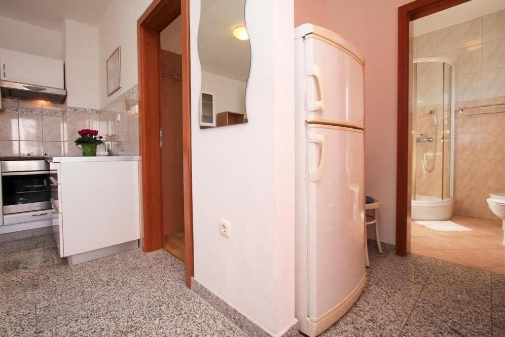 Apartments Ana Sukošan Kültér fotó